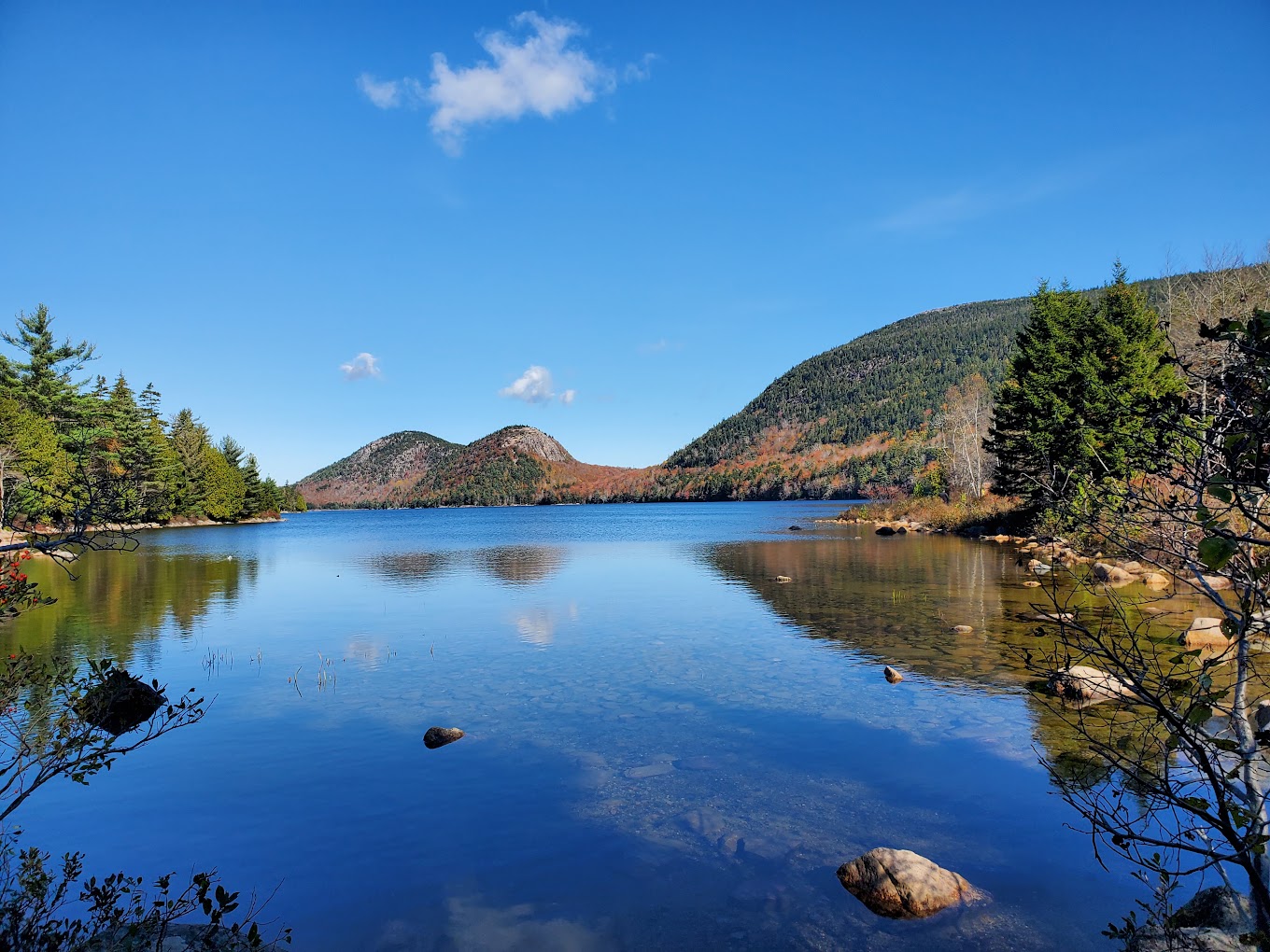 Photo of Jordan Pond Trailhead