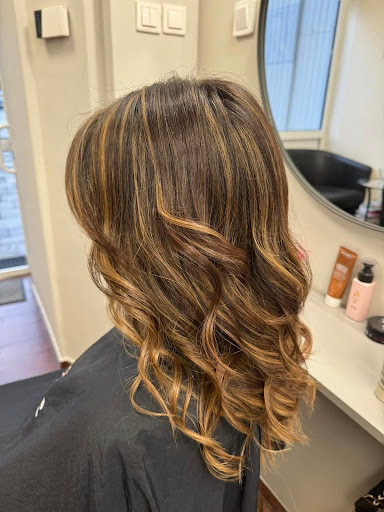 Salon Fryzjerski Renata