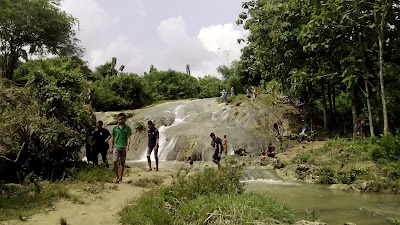 Photos of Pertigaan Mbedug