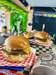 Photo n°3 de Snack FOOD SPOT Six fours SNACK halal KEBAB POKE BOWL AÇAI BOWL à Six-Fours-les-Plages (Restaurant de tacos)