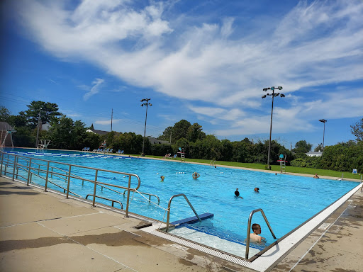 North Lindenhurst Pool
