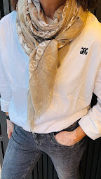 Photo n°7 de H2F - Histoire De Famille à Mèze (Magasin de chaussures)