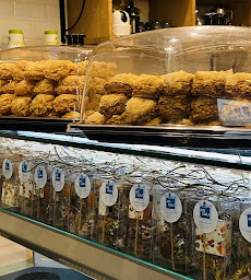 Photo n°42 de AMWAJ à Levallois-Perret (Restaurant libanais)