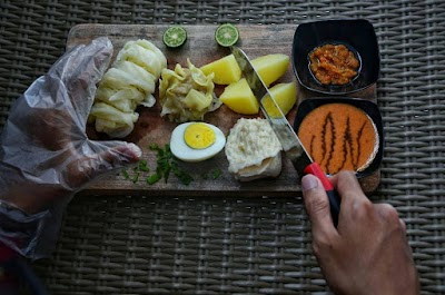 Photos of Siomay & Batagor Ikan Tenggiri Siomay Jones Melati Malang