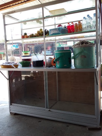 Photos of Aneka Minuman Buah Dan Gorengan PIPIN PITRISNISIH