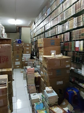 Library Of Alwadi, Author: Khairul Umam