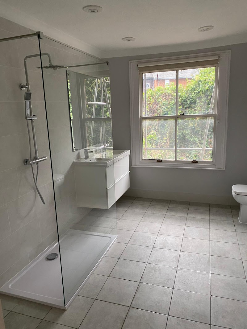 Hants House and Home photo 3