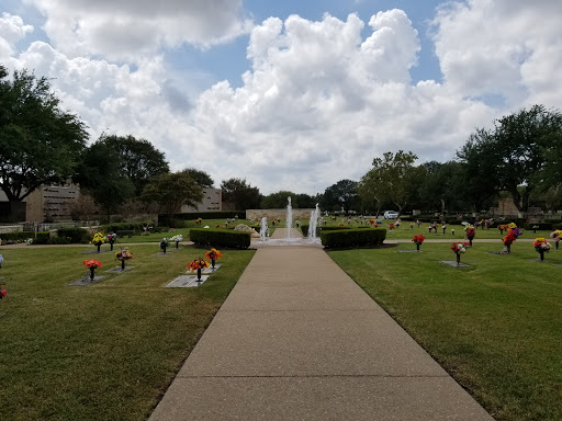 Cook-Walden Capital Parks Cemetery & Mausoleum