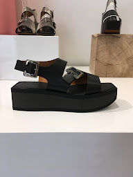 Photo n°1 de Boutique Première à Saint-Étienne (Magasin de vêtements pour femmes)