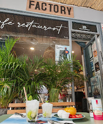 Photo n°39 de Café Factory République à Arles (Restaurant français)