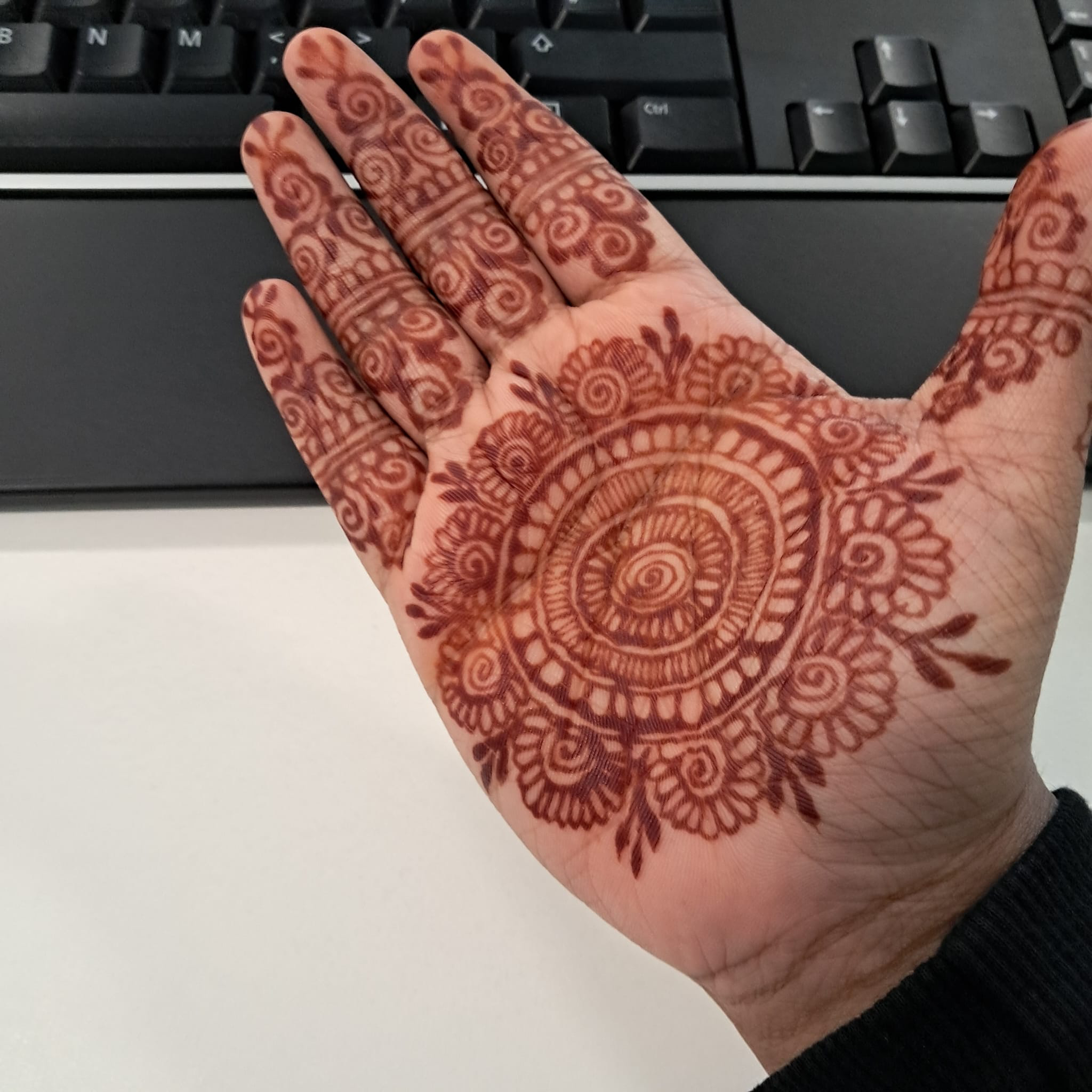 Best Henna artist Wirral - Mehndi Artists - photo 1