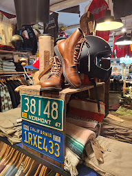 Photo n°4 de Pirate Surf&Bike Store à Sausset-les-Pins (Magasin de vêtements pour hommes)