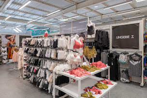 Photo n°20 de GEMO YVETOT Chaussures et Vêtements à Yvetot (Magasin de vêtements pour femmes)