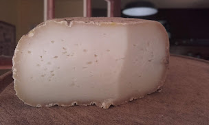 Photo n°11 de Ferme Seiler à Bussière-Galant (Fromagerie)