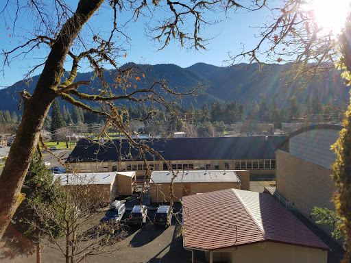 Oakridge Elementary School - Visual