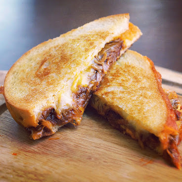 The Melt Machine Gourmet Grilled Cheese Food Truck by null