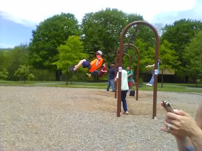Photos of H M Levitz Memorial Park