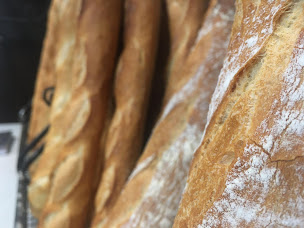 Photo n°8 de L&F (BILLAULT) Dans le pétrin à Pléguien (Pâtisserie)