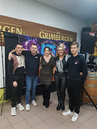 Photo n°16 de Au Café du Large à Dunkerque (Salle de billard)