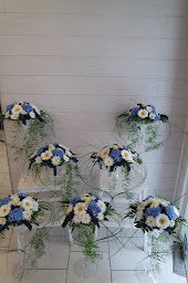 Photo n°6 de Arum et Libellules à Criquetot-l'Esneval (Fleuriste)