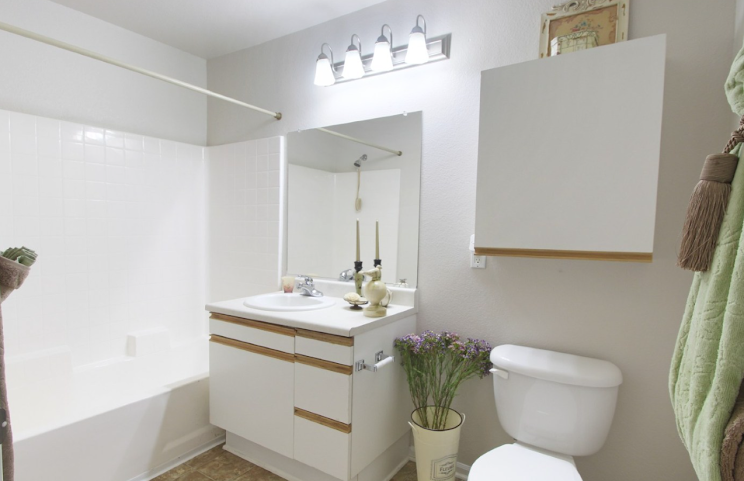 La Pacifica Apartments by null