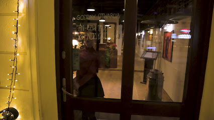 Delmonico - Steakhouse, Friends & Wine