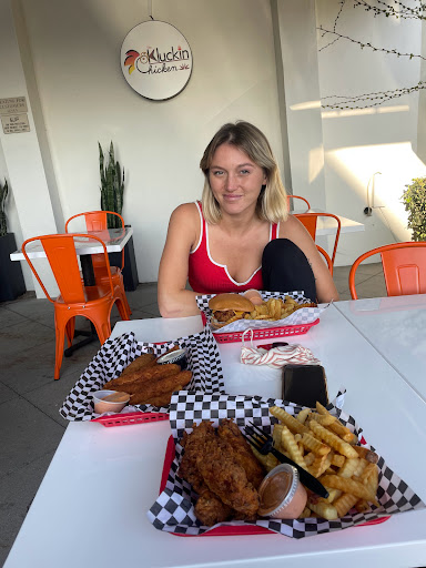The Kluckin Chicken - Thumbnail
