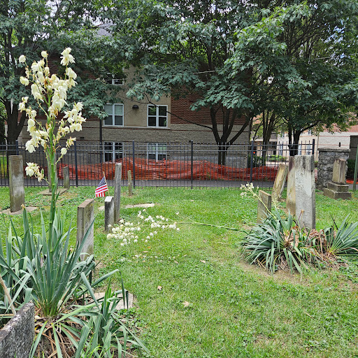 Olde Methodist Cemetery - Visual