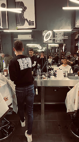 MR. SWEENEY TODD by null