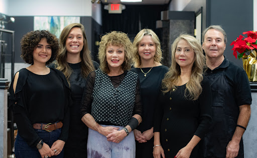 Studio 21 Salon - An AVEDA Salon