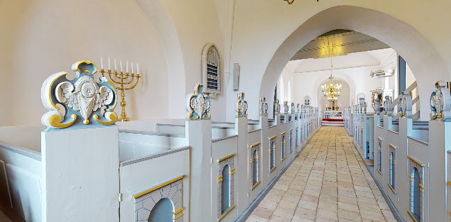 Kommentarer og anmeldelser af Hårlev Kirke