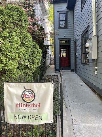 Hinterhof Coffee Rösteri by null