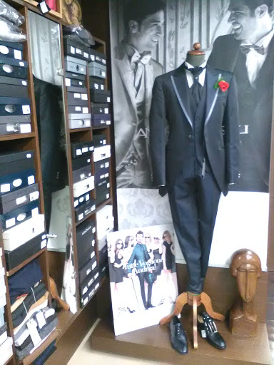 Boutique Rocco Uomo Di Crescenzo Massimiliano - Thumbnail
