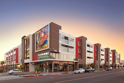 Mercado Del Barrio