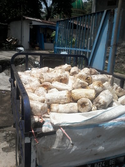 Photos of Alfamart Dr Wahidin Lawang Kav 11-12