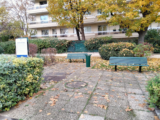 Square du pont Bineau
