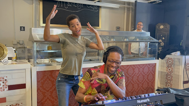 Marddys Cafe by null