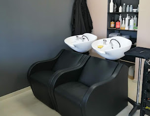 Photo n°3 de AD'Coiff à Vieille-Église (Salon de coiffure)