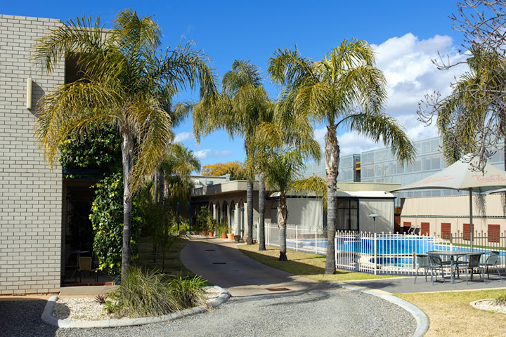 Sandors Motor Inn by null