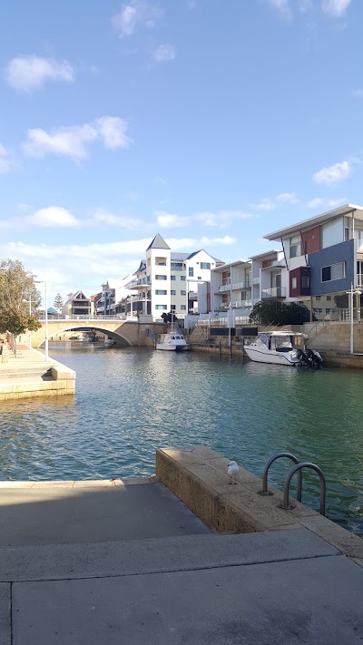 Photos of Mandurah Ocean Marina Chalets