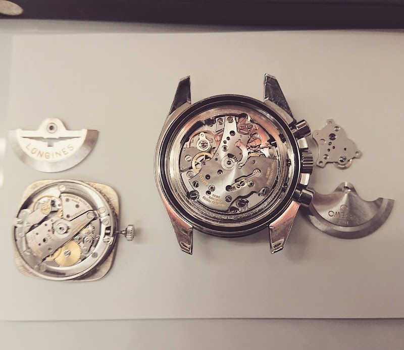 ヒカリ時計メガネ店