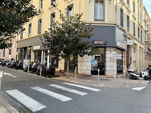 Photo n°7 de Evolution 2 Roues à Cannes (Concessionnaire de motos d'occasion)