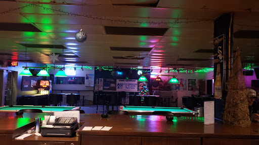 Ricky's Lounge - Visual
