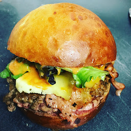 Photo n°34 de foodtruck - La maison des burgers à Semur-en-Auxois (Restauration rapide)