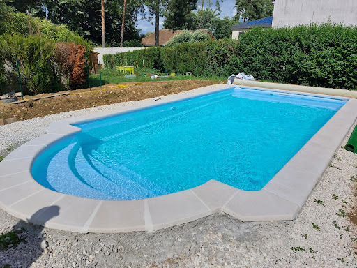 Photo de EQUALI PISCINE & SPA - Pisciniste 91 & 77 à Orly (94310)