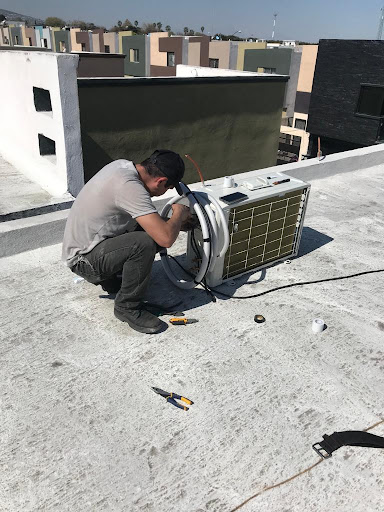 Servicio de electricidad e instalaciones eléctricas Martínez - Thumbnail