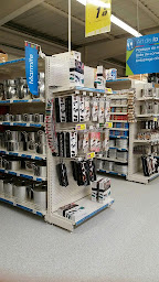 Photo n°4 de BAZARLAND COMBOURG à Combourg (Bazar)