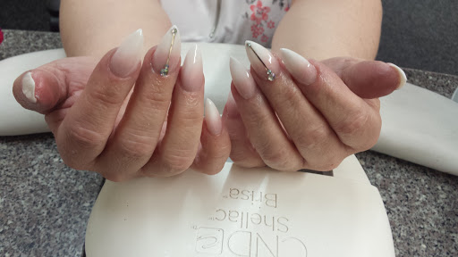 Kim's Nail Bar - Thumbnail