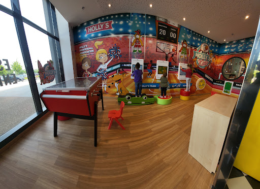 Photo 2 - Fast Burger