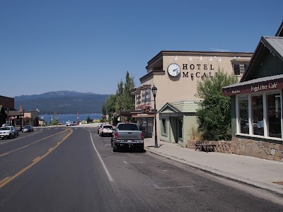 Hotel McCall